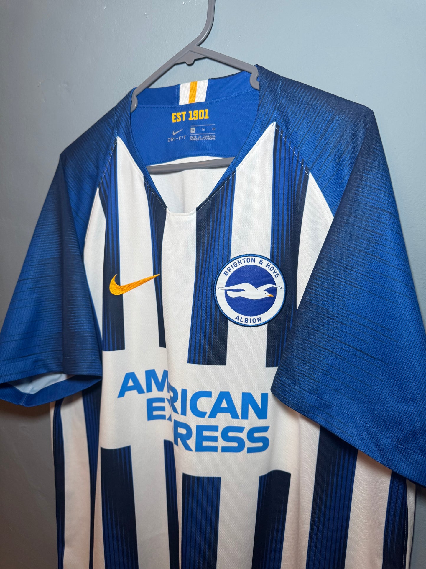 Brighton & Hove Albion Football Shirt - 2019 / 2020 - Home - XL