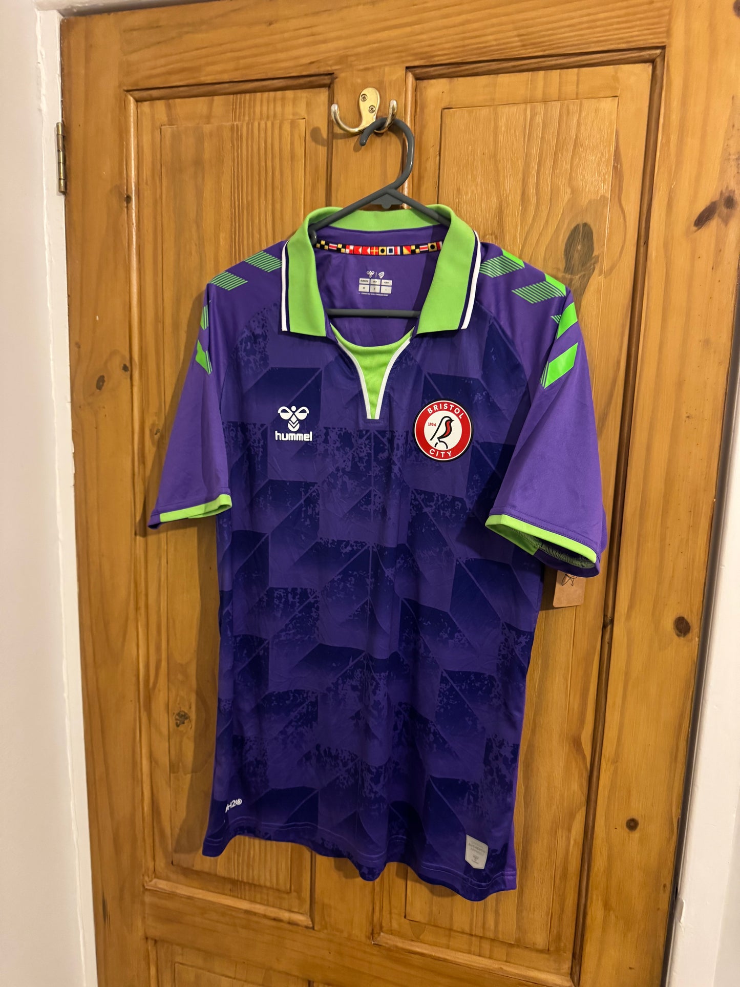 Bristol City Football Shirt - 2020 / 2021 - Away - Medium - #7