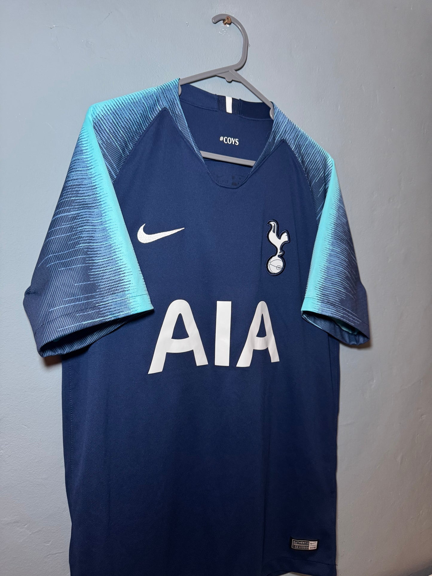 Tottenham Hotspur Football Shirt - 2018 / 2019 - Away - Medium - #4 Alderweireld