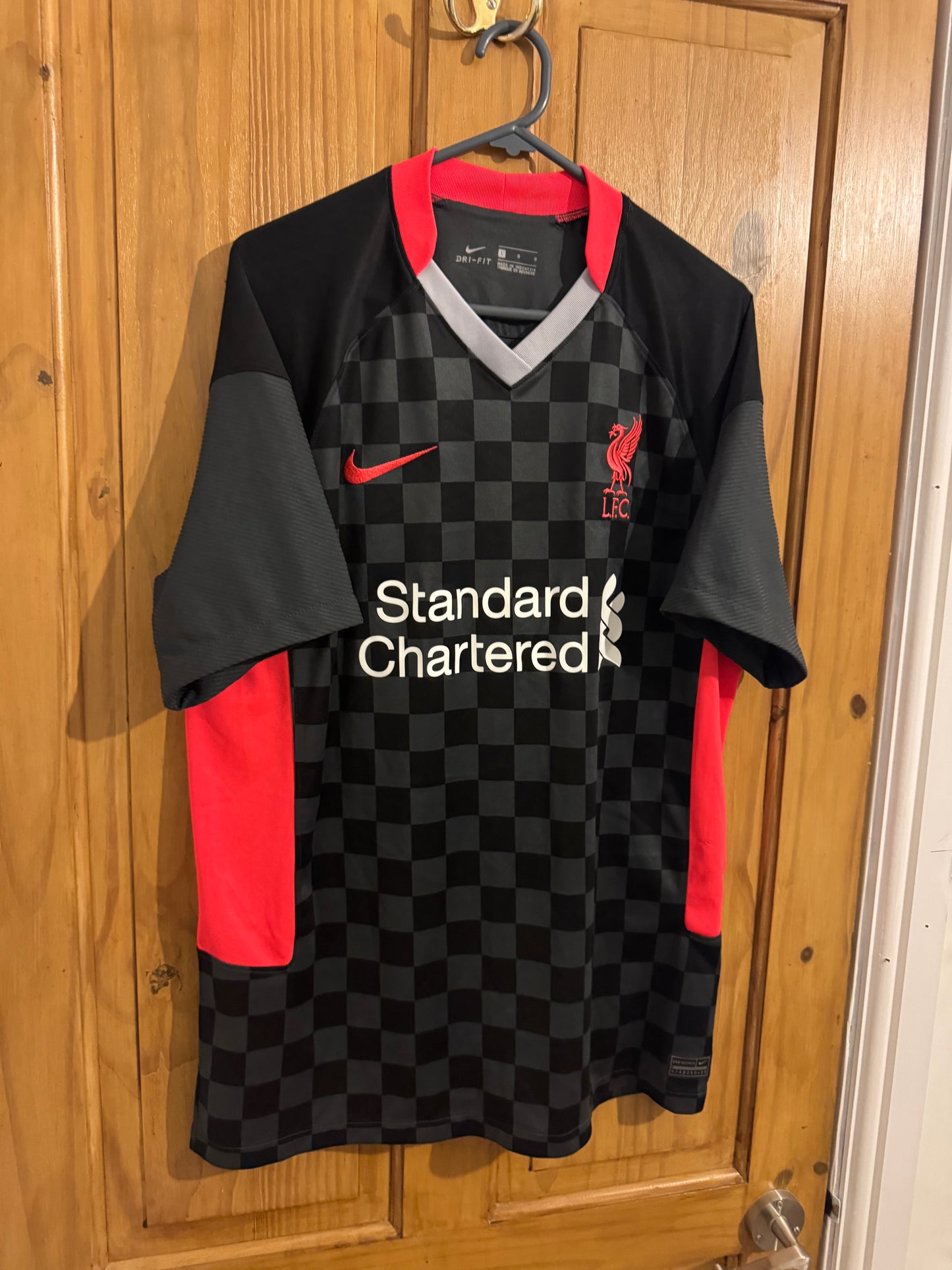 Liverpool Football Shirt - 2020 / 2021 - Third - Large
