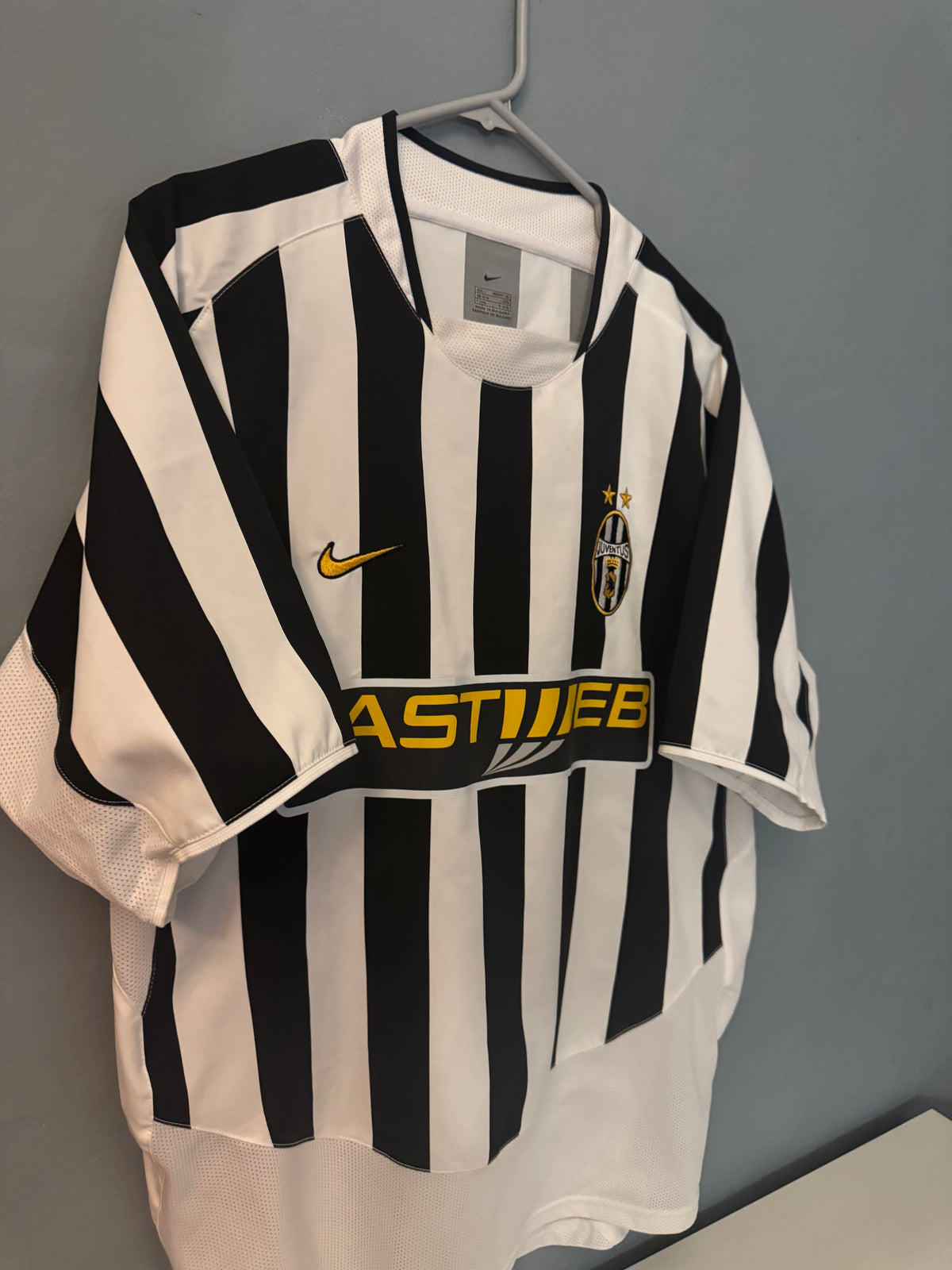 Juventus Football Shirt - 2003 / 2004 - Home - Large