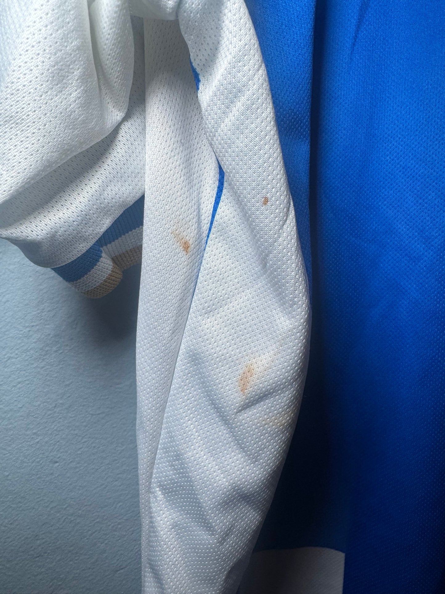 Brighton and Hove Albion Football Shirt - 2011 / 2012 / 2013 - Home - Medium