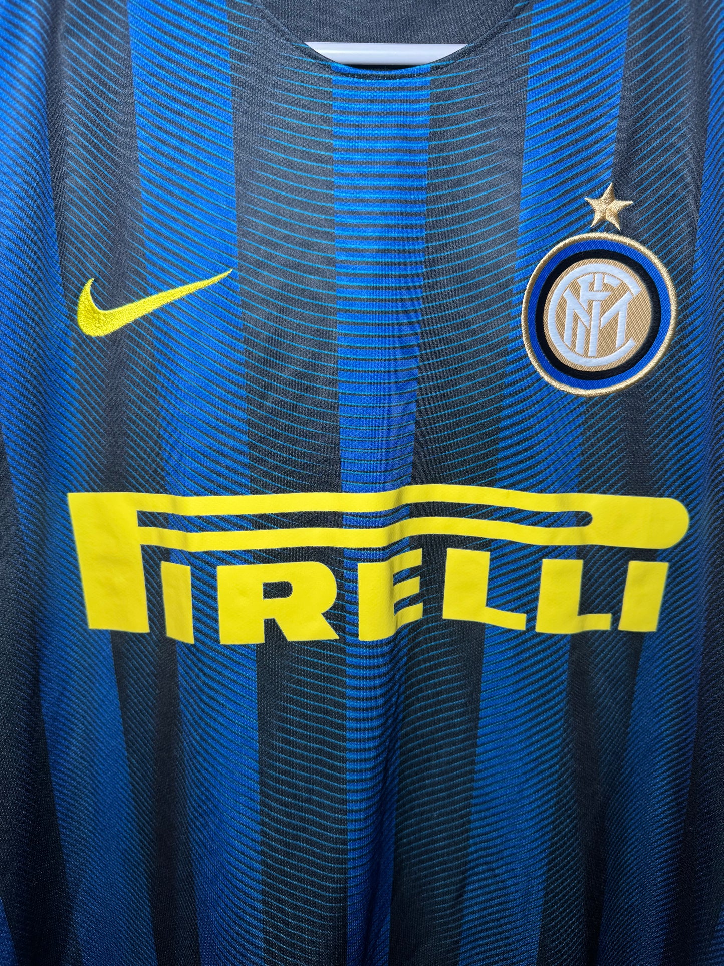 Inter Milan Football Shirt - 2016 / 2017 - Home - XL