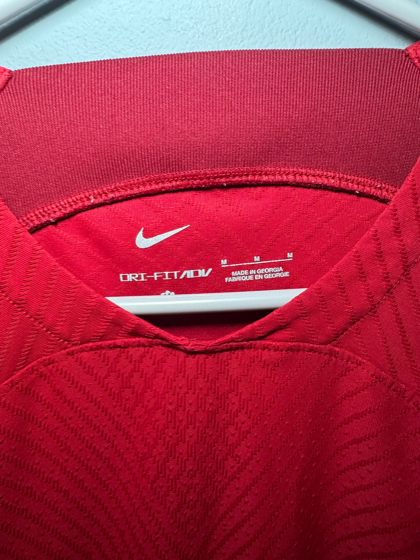 Liverpool Football Shirt - 2022 / 2023 - Home - Medium - Dri Fit Adv