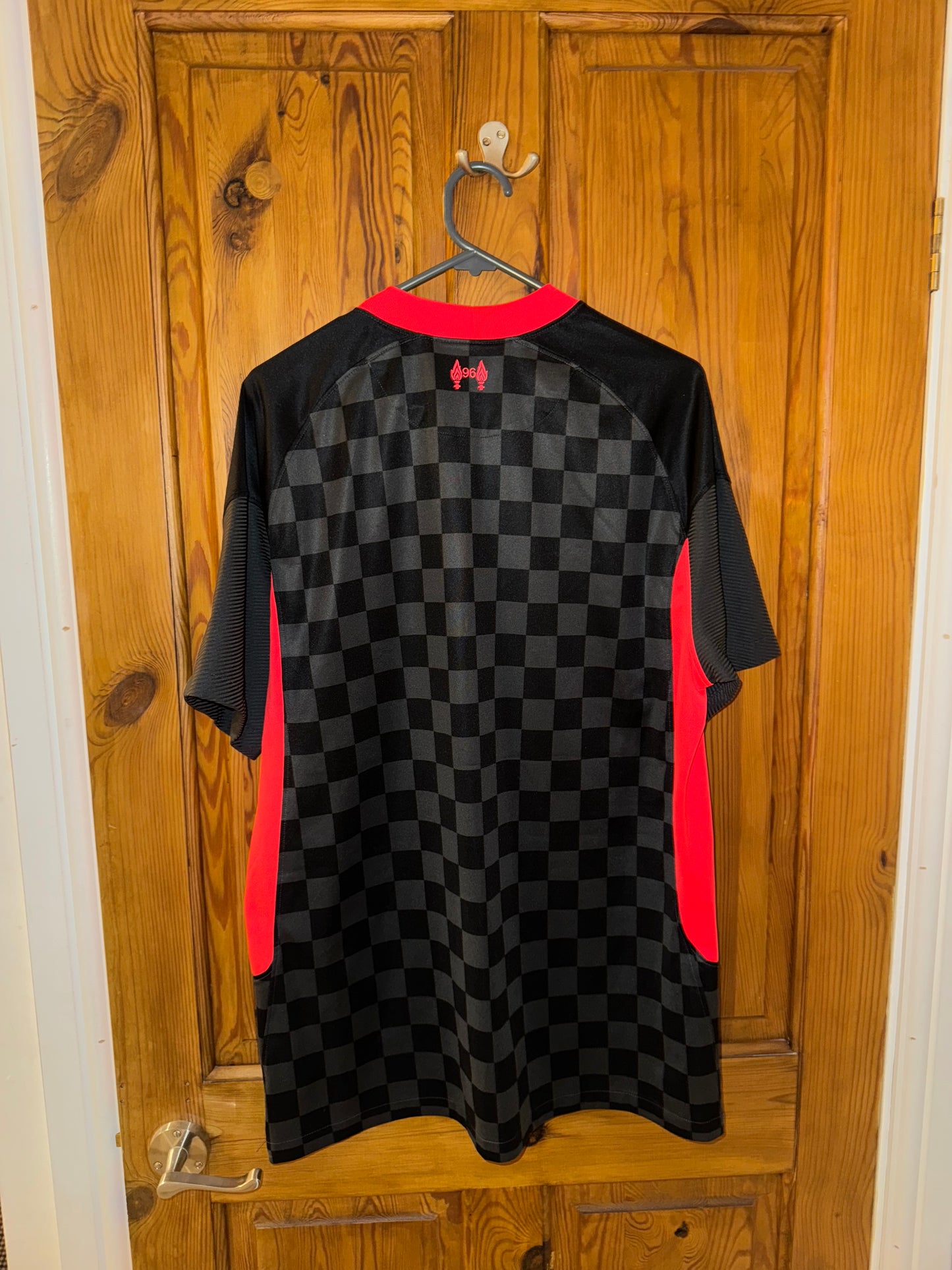 Liverpool Football Shirt - 2020 / 2021 - Third - Large - Rare
