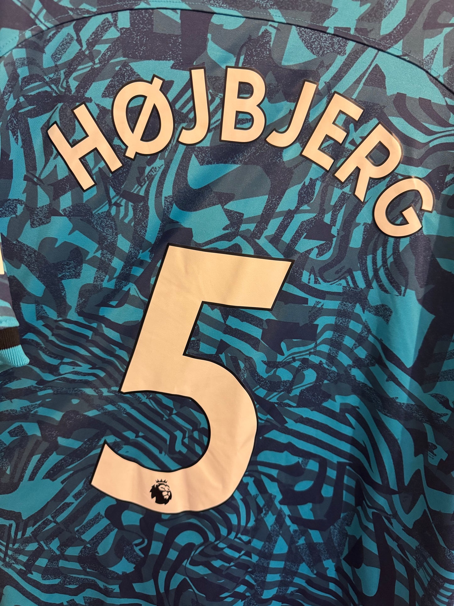 Tottenham Hotspur Football Shirt - 2022 / 2023 - Third - XL - #5 Hojbjerg