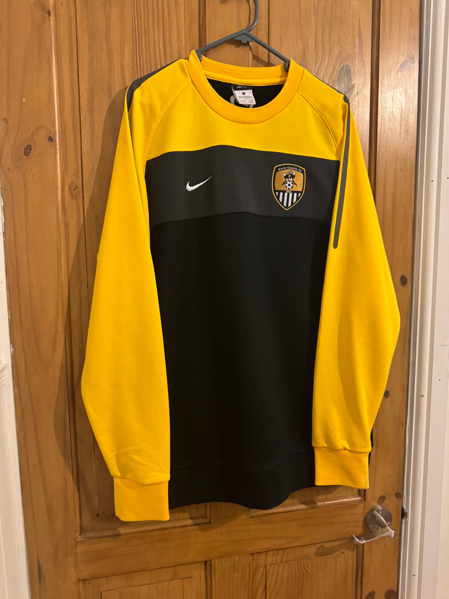 Notts County Football Shirt - 2009/2010 - Training Sweatshirt - Medium