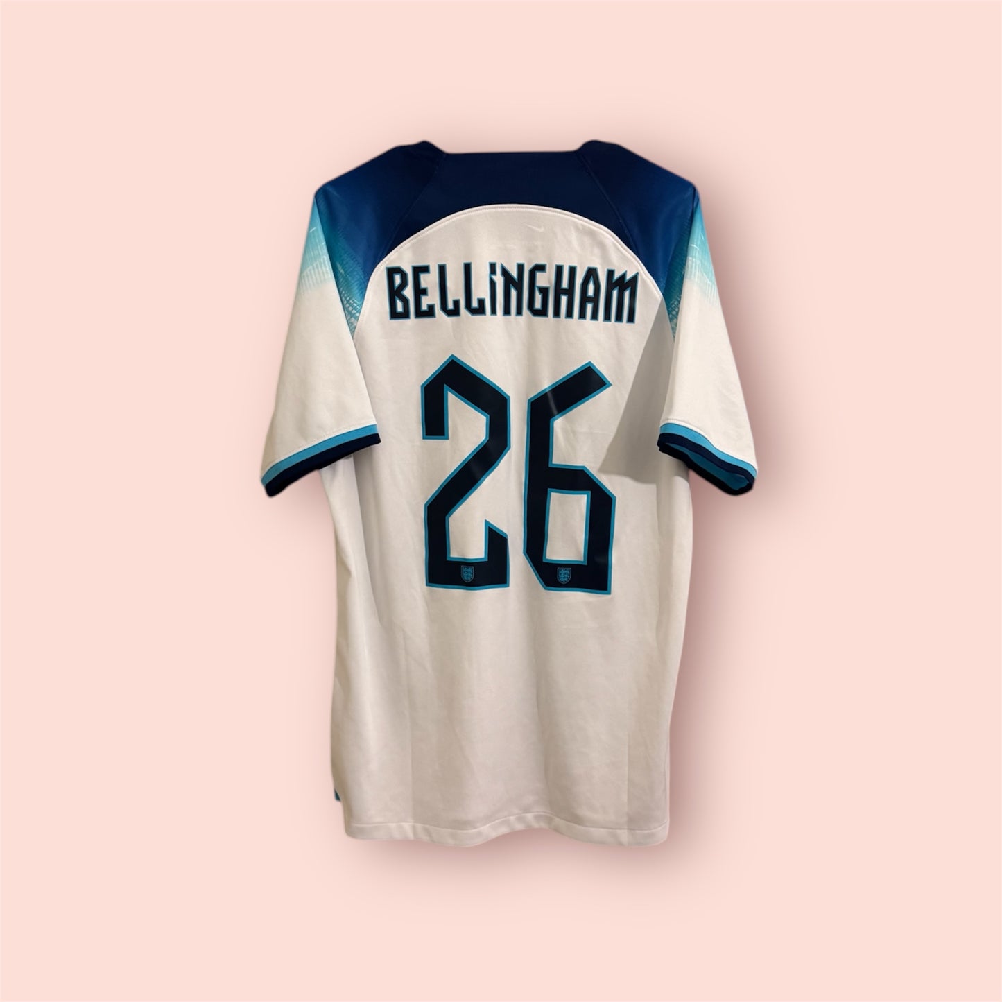 England Football Shirt - 2022 - Home - Medium - #26 Jude Bellingham