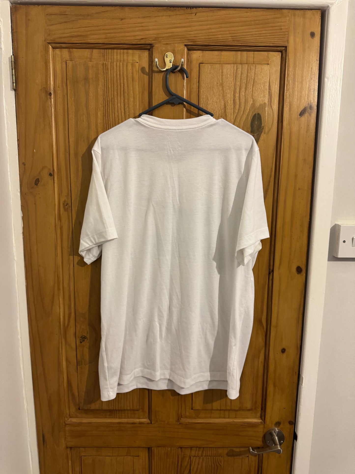 Brighton & Hove Albion Football Shirt - Graphic Nike T Shirt - BHAFC - Large