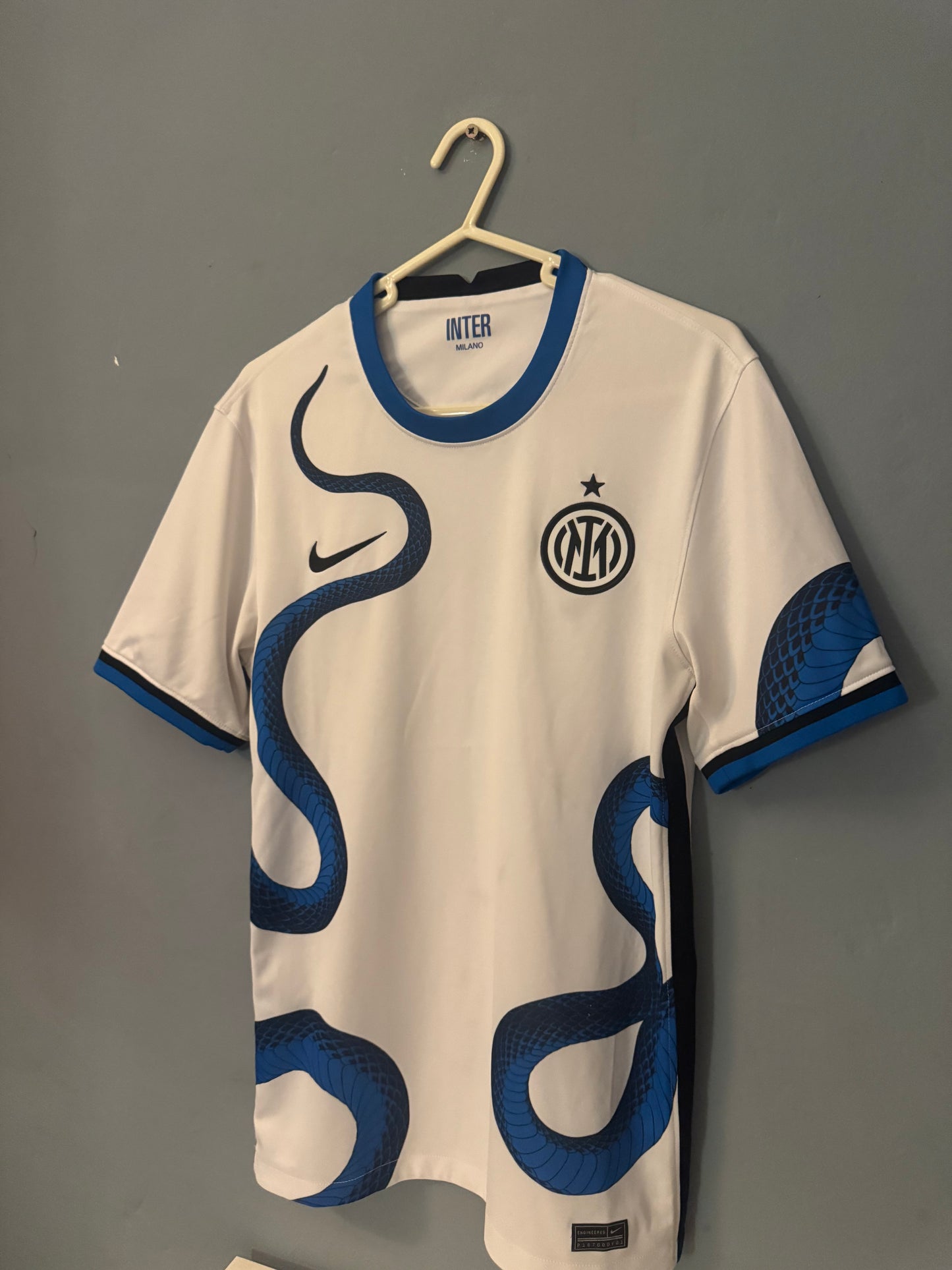 Inter Milan Football Shirt - 2021 / 2022 - Away - Small