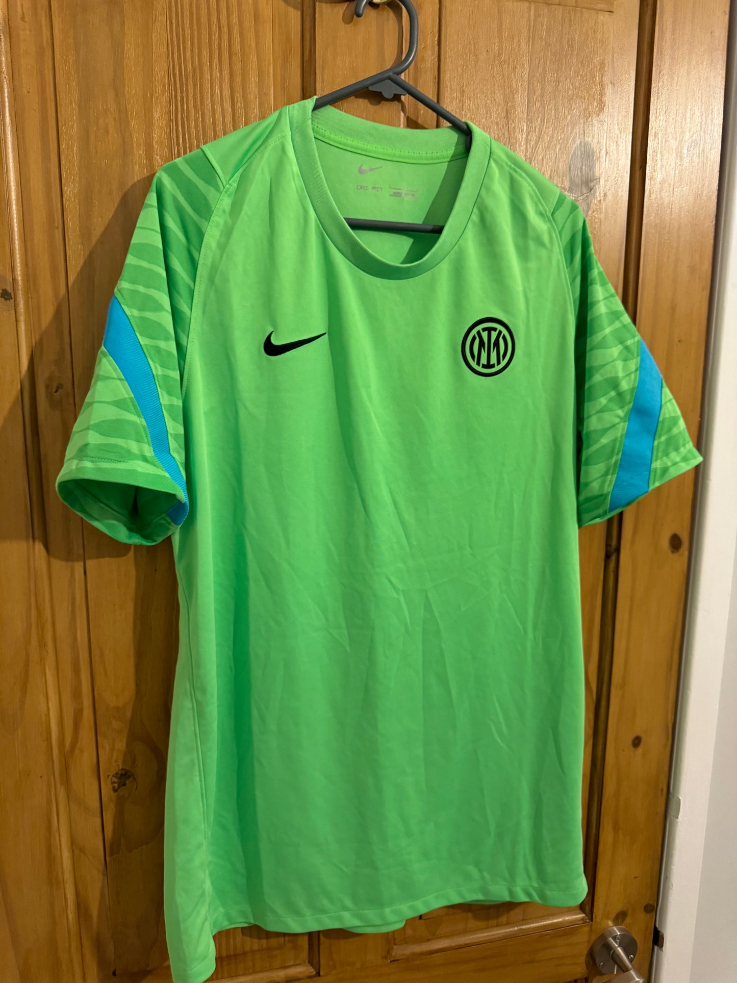 Inter Milan Football Shirt - 2021 / 2022 - Training Top - Large