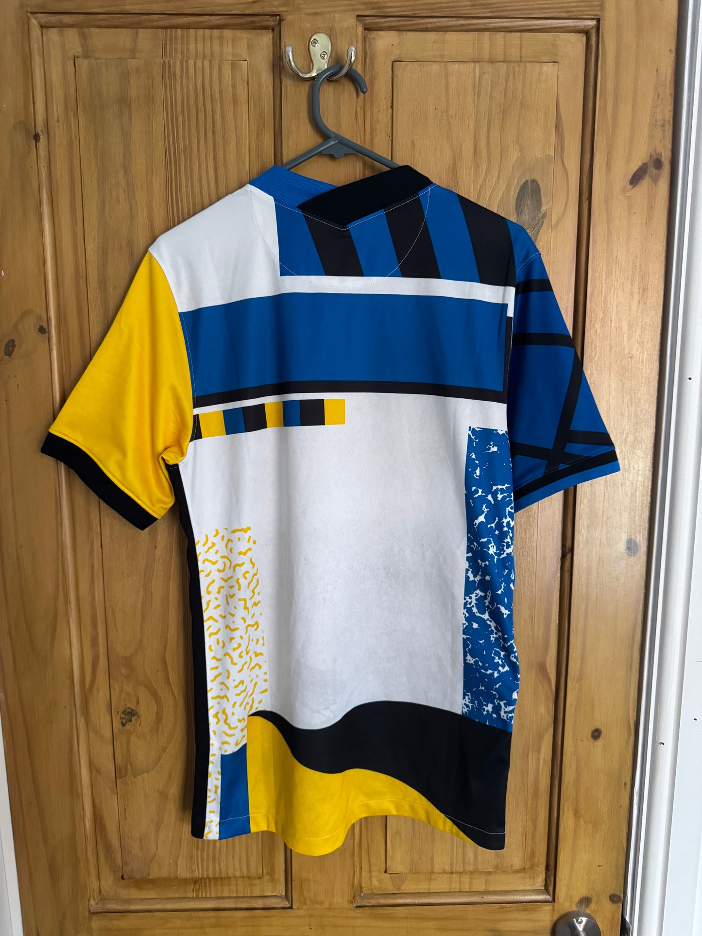 Inter Milan Football Shirt - 2020 / 2021 - Fourth - Small