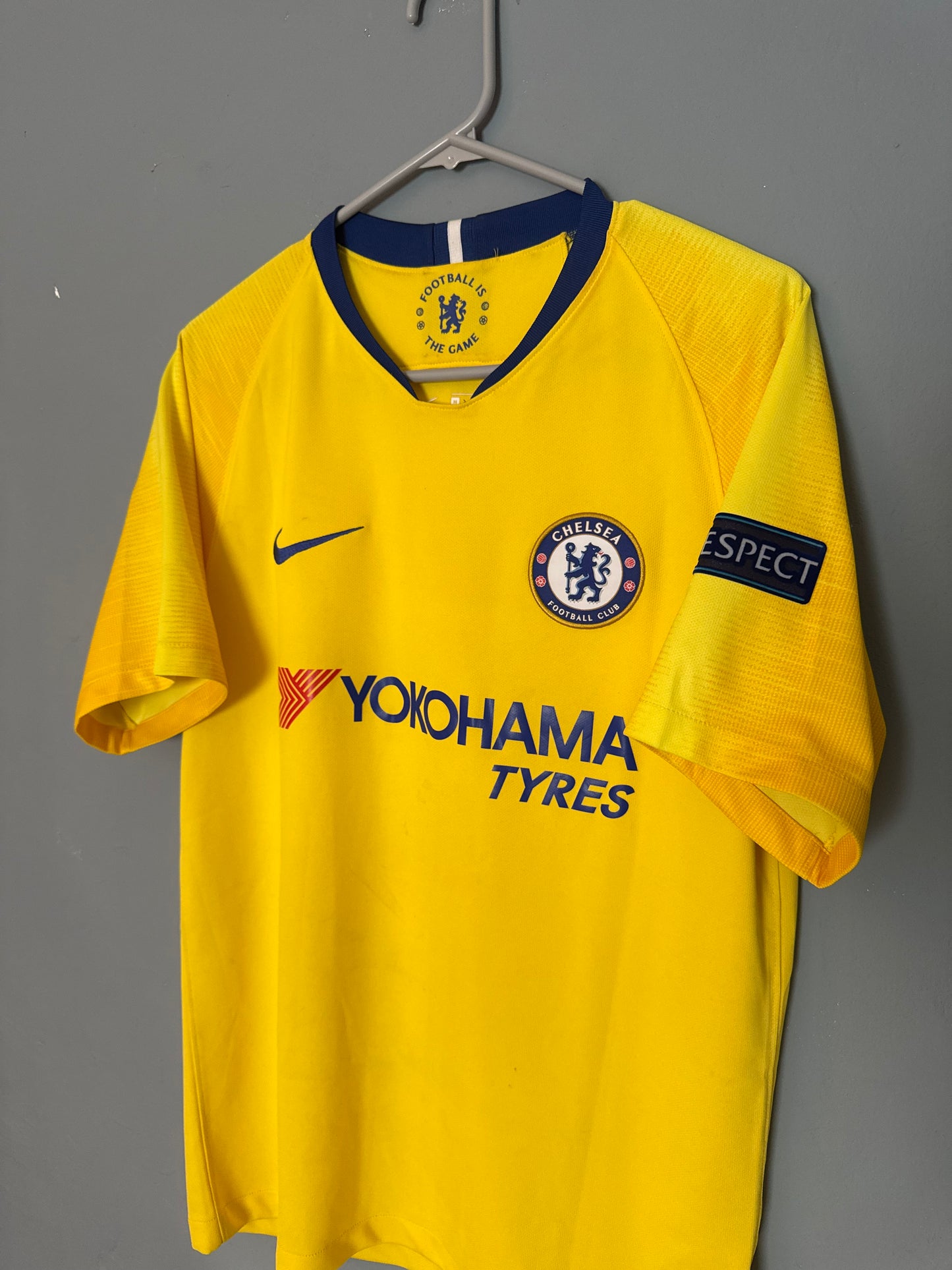 Chelsea Football Shirt - 2018 / 2019 - Away - Medium - #10 Eden Hazard