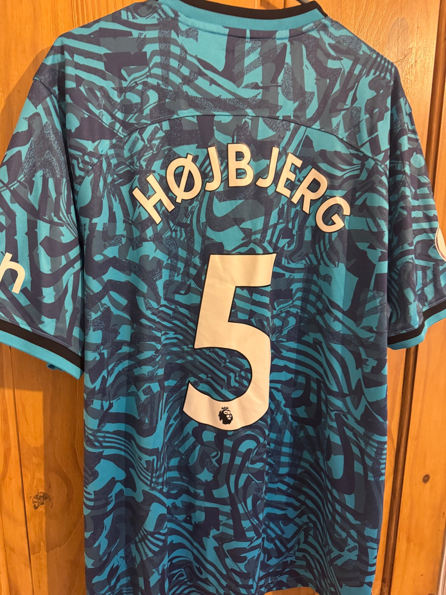 Tottenham Hotspur Football Shirt - 2022 / 2023 - Third - XL - #5 Hojbjerg