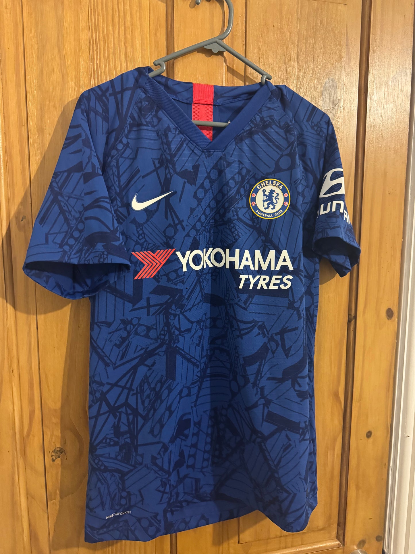 Chelsea Football Shirt - 2019 / 2020 - Home - Medium - #19 Mount - VaporKnit