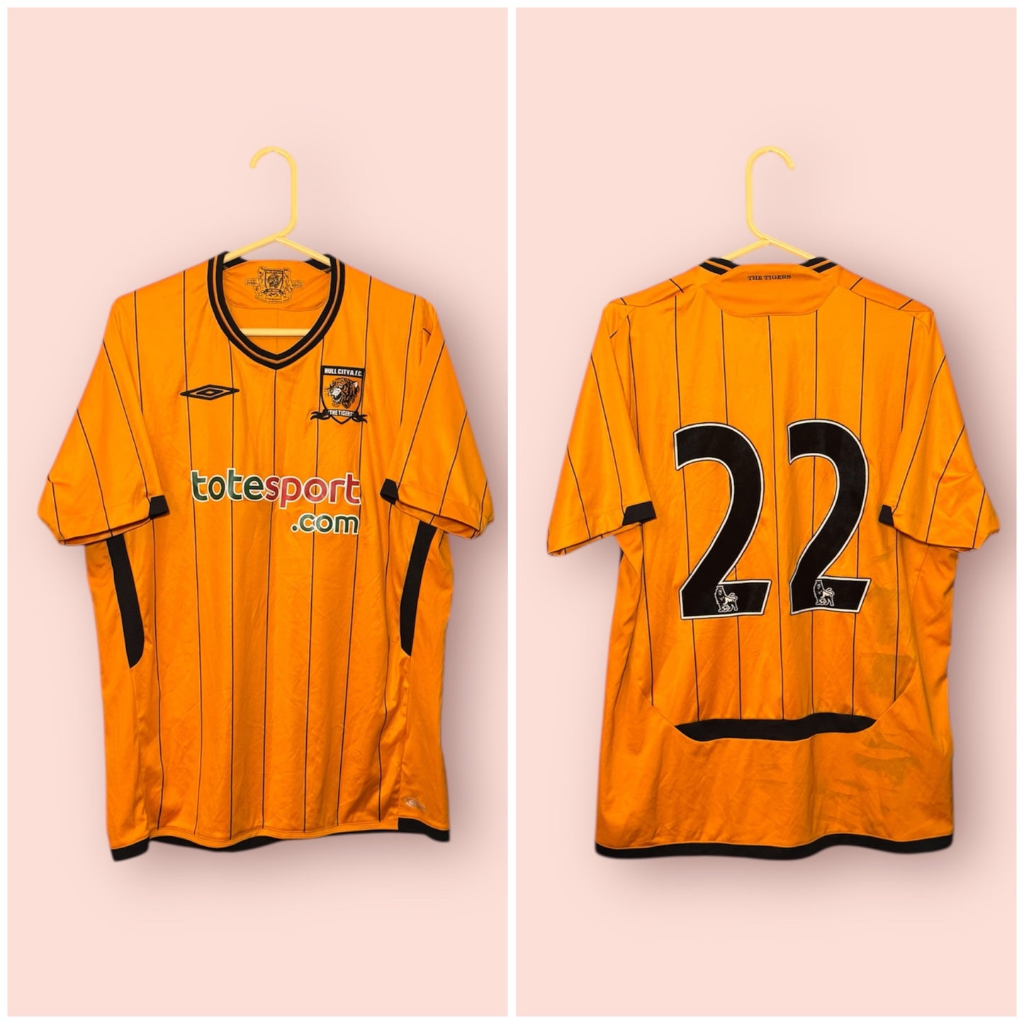 Hull City Football Shirt - 2009 / 2010 - Home - Large - #22