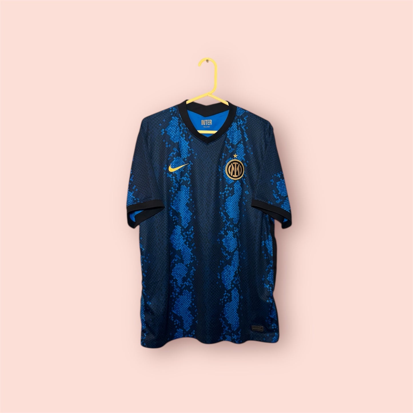 Inter Milan Football Shirt - 2021 / 2022 - Home - XL - Rare