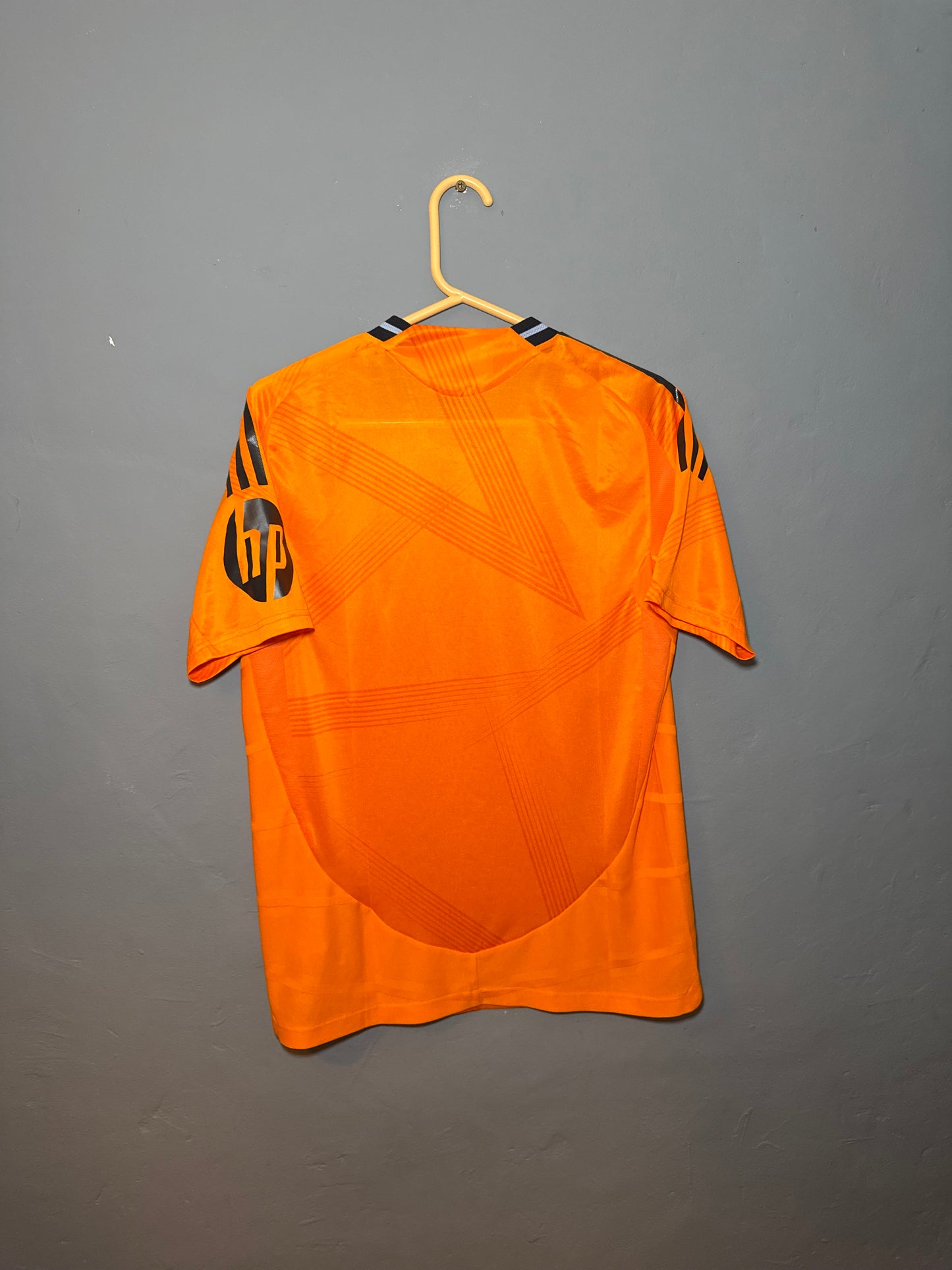 Real Madrid Football Shirt - 2024 / 2025 - Away - Medium - HEAT RDY