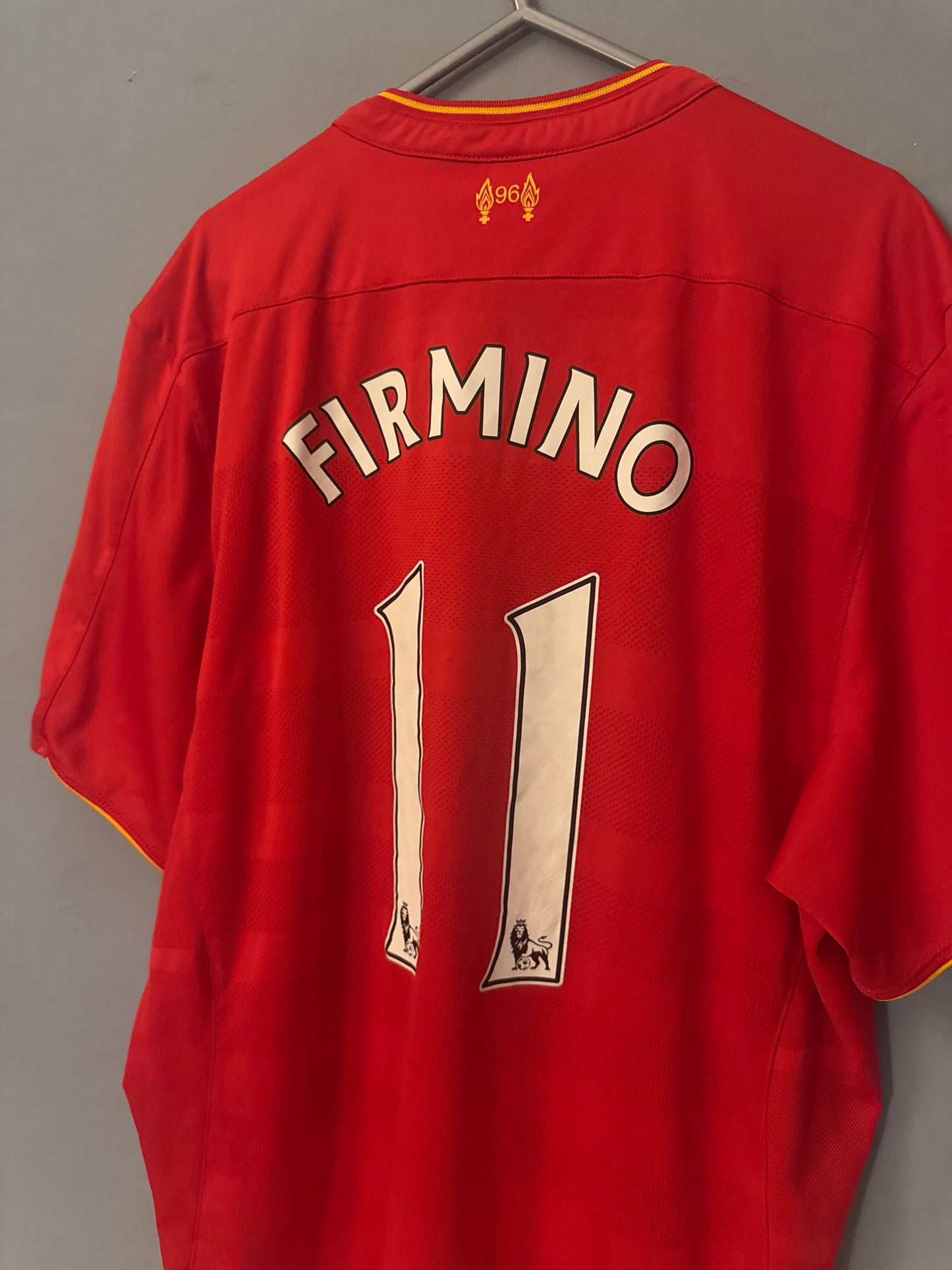 Liverpool Football Shirt - 2016 / 2017 - Home - XL - #11 Roberto Firmino